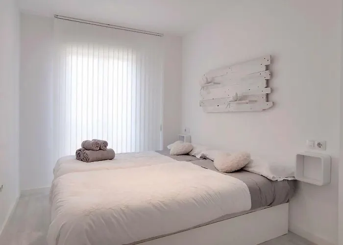 Casa Pacos * Фуэнхирола